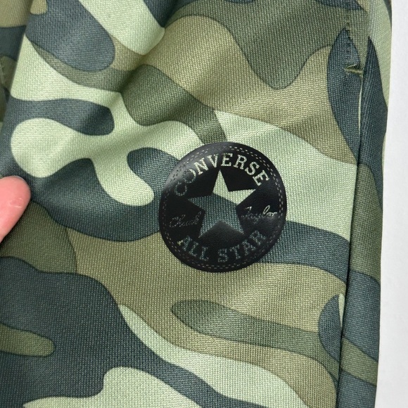 NEW Converse Boys Camo Joggers Size Medium Green Track Pants 10 to 12 Years Pant - Picture 5 of 12